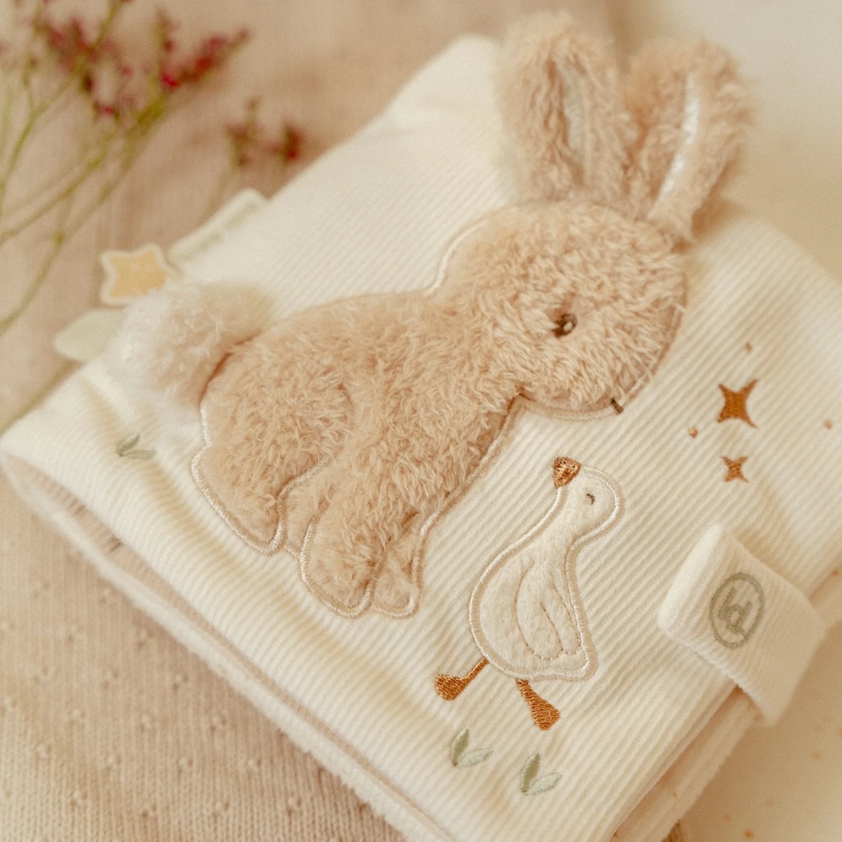 Little Dutch - Soft Activity Booklet - Natural Newborn — Klein Studio