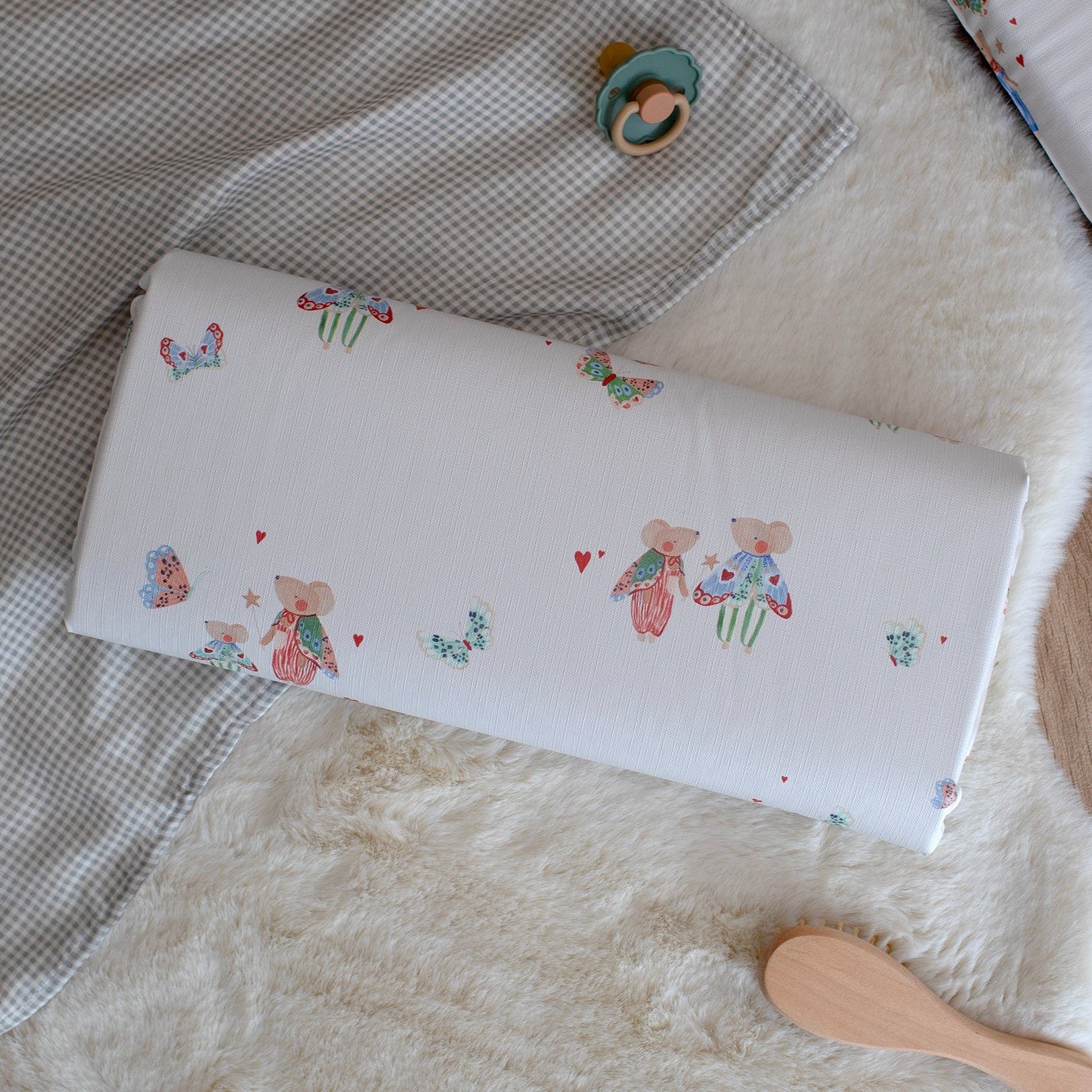 Mabel & Fox - Travel Changing Mat - Butterfly Mice — Klein Studio